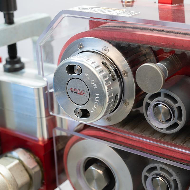 Jetting V4 Grizzon Einblasmaschine Rohr 10-63mm, Kabel 4-40mm, 31 kg, bis 2.000 N 16 Bar Dual-Gear System für Sub-ducting and Push/Pull. Service Kit, Transportkoffer mit Schaumstoff